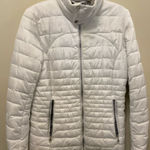 Spyder  off white zip front jacket size medium Photo 0