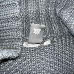 Victoria's Secret Sweater Photo 3