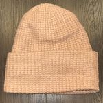 ARCTERYX Women’s Chunky Knit Hat Winter Beanie Pink Salmon Color Photo 1
