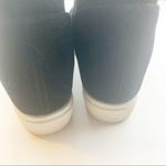 Outwoods  Womens Size 10 Black Velvet Zip Sides Sneaker Hidden Wedge‎ Photo 5