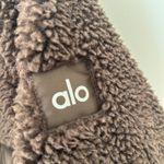 Alo Yoga Sherpa Edge Shacket in espresso Photo 10
