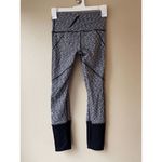 Lululemon Rebel Runner Crop in Spaced Out Space Dye Black White Size 2 Photo 2
