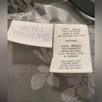 secret treasures VTG 90s Silver Grey Floral Button-Down Sleepshirt Night Gown M Photo 4