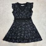 Cupcakes & Cashmere Elm Floral Print V Photo 2