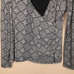 Loft  Maternity Women’s Boho Floral Faux Wrap White Black Long Sleeve Shirt Photo 2