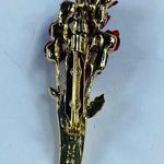 Rose Bouquet Pin Brooch Gold Tone Red Shade of Flowers Marked DM '97 Floral 3D Photo 2