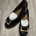 Aerosoles Black Leather Round Toe Flats. Photo 2