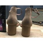 Steve Madden  Irenee Sandal Women's 9M Tan Nubuck Leather Block Heel Open Toe Photo 2