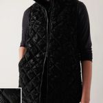 Athleta NWT  Whisper Featherless Velvet Vest Black Medium Petite Photo 4