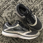 Brooks Revel womens 11 Photo 0