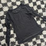 Lululemon  Women's Black and White Shirt Photo 4