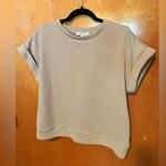 She & Sky Boutique  tan short sleeve blouse size small Photo 0