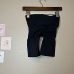 SKIMS  shapewear shorts black size small Photo 2