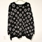 Torrid  Plus Size Goth Emo Skull Black and White Snowflake Sweatshirt Pullover 5X Photo 6