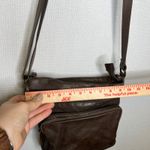 COCHOR Brown Distressed Leather Crossbody Bag Adjustable Strap Zip Pockets Photo 8