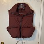 Women's Brown/Maroon Cropped Puffer Vest With Cinch Waist Size Medium Brown Photo 1