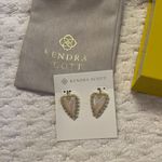 Kendra Scott  Earring Photo 0