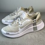 Nike  Reposto White Running Shoes Athletic Sneakers womens size8.          ordrA6 Photo 0