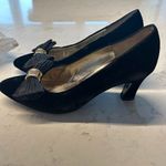 Bruno‎ Magli Size 7.5 B Velvet Bow Pump Heels Vintage Hollywood Glam Eveningwear Black Photo 4