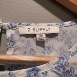 Z Supply Nylah Tropez Blue White Floral Long Sleeve Top Size XS Photo 4