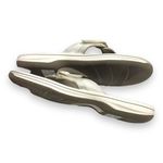 Clarks Womens Sandals Sz 12M 12 M White Flip Flops Breeze Sea Touch Close Photo 4