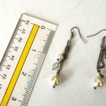 Faux pearl silver chain drop earrings Photo 5