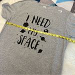 Gildan I need my space T Shirt Size Large Short Sleeve Gray Photo 5
