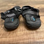 Skechers  Reggae Kooky black and white‎ outdoor river style sandals Sz 7 Photo 3
