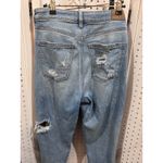 American Eagle Outfitters Women's Size 8 Distressed Light Wash Denim Jeans Photo 7