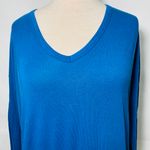 Athleta Cloudlight Relaxed Long Sleeve Top Size Medium Color Peacock Photo 3