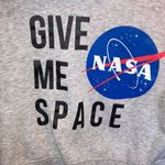 Chemistry NASA cropped hoodie “I need space” woman’s sz S Photo 3