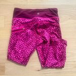 Lululemon Run Size 4‎ Top Speed Crop Ace Spot Pink workout capris Photo 4