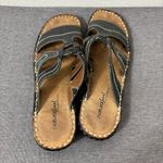 Natural Soul  Women's Black and Brown Sandals size 8 Photo 1