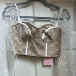 Hello Molly  top Photo 0