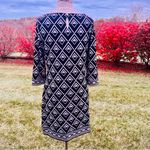 White House | Black Market  Black and White Geometric Print Sheath Dress Size M Photo 6