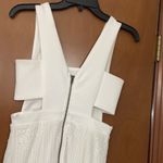 Chelsea and Violet cutout dress with lace Photo 7