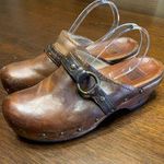 Frye  Leather Clog Women 6 Boho Hippie Lagenlook Cottage Fringe Grunge Weathered Photo 0