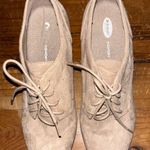 Dr. Scholls  Tan Heeled Lace Up Shoes with Suede Finish, Sz 7 Photo 0