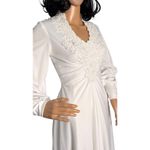 1970s Vintage Wedding Gown w/ Bustled Train & Veil ILGWU Union small White Photo 6