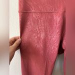 Lululemon Wunder Under High Rise Legging 28" Pink Shiny Pattern Women's Size 6 Photo 7