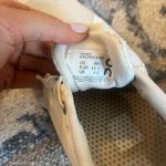 on cloud  Sneakers Photo 3