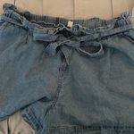 American Eagle  tie shorts  Photo 0