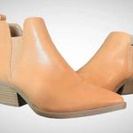 Universal Threads UNIVERSAL THREAD Tan Rosemary Slip on Ankle Boots Size 5 | EUC Photo 0