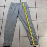 Adidas  PrimeGreen Women Gray SweatPants Athletic size Small. Photo 9