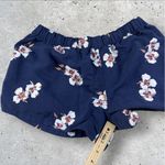 Patagonia  Women's Barely Baggies Shorts Size S 2.5" inseam Floral Orchids‎ Photo 5