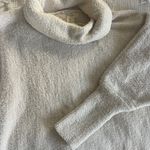 Jessica Simpson Sweater Photo 1