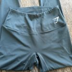Gym Shark Leggings Photo 3