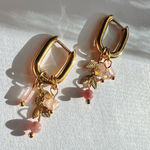 Gold hoop earrings with removable pink charms Photo 0