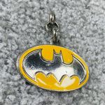 DC Comics Batman Pendant Medal Medallion 1999  Yellow Enamel Silver Color Metal Photo 2