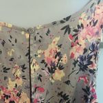 Old Navy Floral Print Sleeveless Top In size L. Photo 3